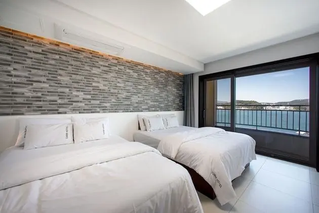 Deluxe İki Ayrı Yataklı Oda (Extra person fee 10000 KRW upon C/I)