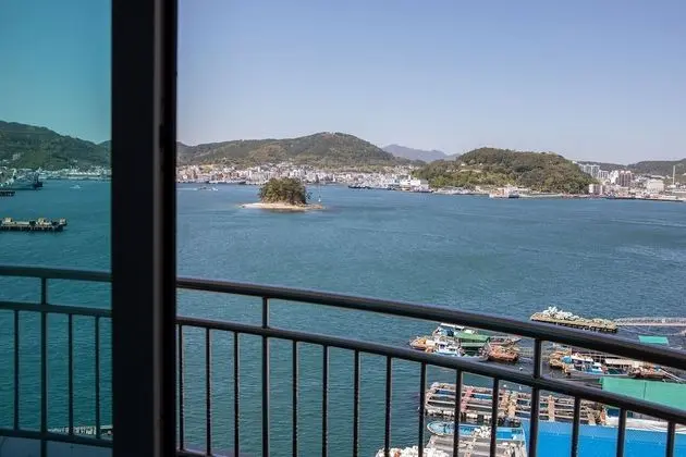 Deluxe İki Ayrı Yataklı Oda (Extra person fee 10000 KRW upon C/I)