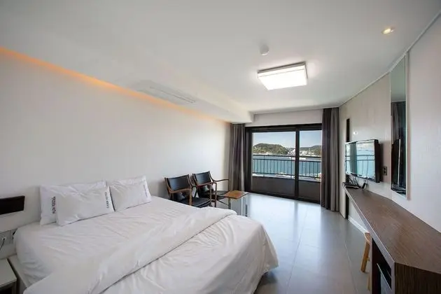 Deluxe Tek Büyük Yataklı Oda, 1 Büyük (Queen) Boy Yatak (Extra person fee 10000 KRW upon C/I)