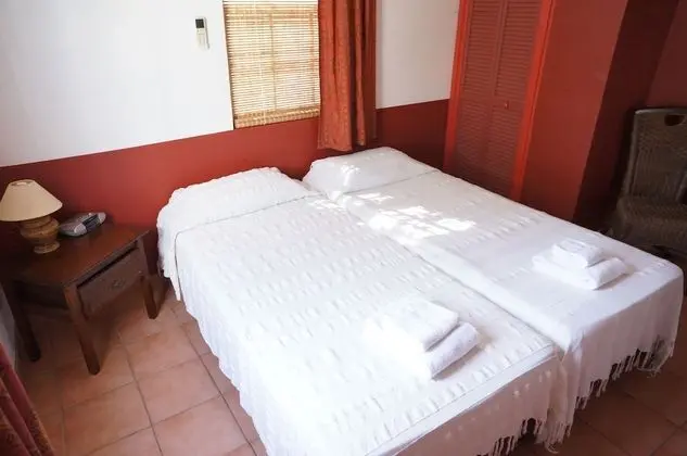 One Bedroom Apartment