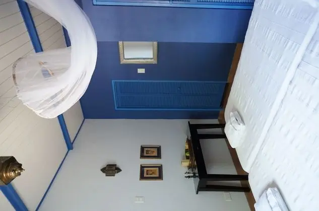 One Bedroom Apartment