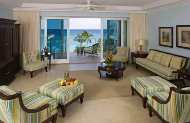Luxury 2 Bedroom Home, Oceanview