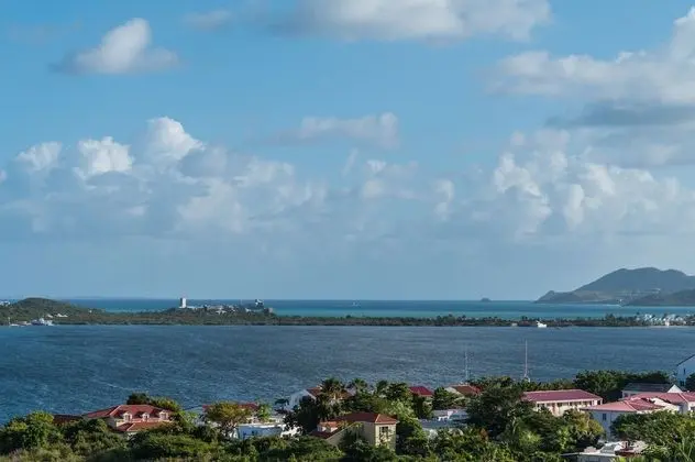SXMILE Studio, Lagoon view