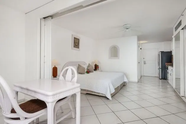 SXMILE Studio, Ocean View