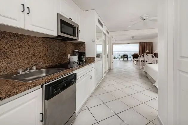 SXMILE Studio, Ocean View