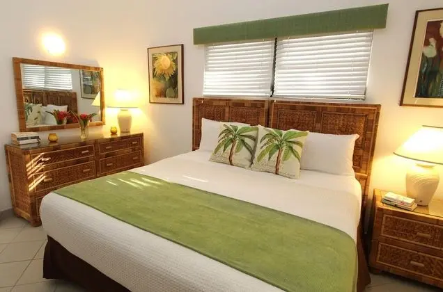 1 Bedroom Beach Front