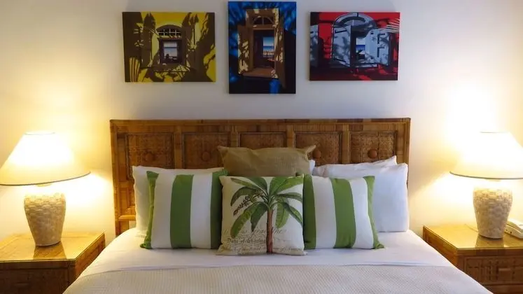 1 Bedroom Beach Front