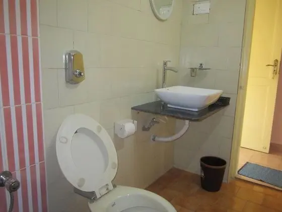 Classic Tek Büyük Yataklı Oda, 1 Çift Kişilik Yatak, Bahçe Manzaralı