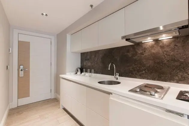 Deluxe Suite, Manzarasız