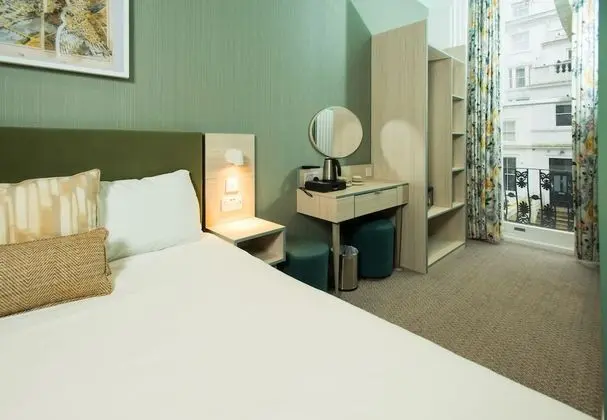 İki Ayrı Yataklı Oda, Banyolu/Duşlu