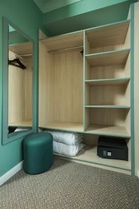 Tek Büyük Yataklı Oda, Banyolu/Duşlu