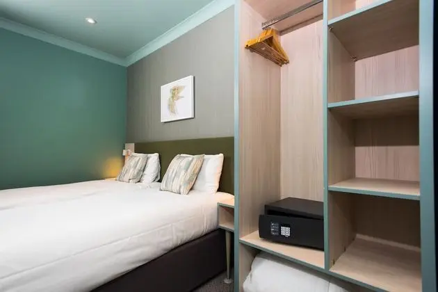 Tek Büyük Yataklı Oda, Banyolu/Duşlu