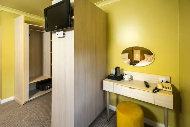 Üç Kişilik Oda, Banyolu/Duşlu