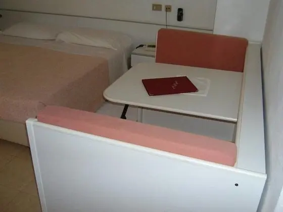 Comfort Tek Büyük veya İki Ayrı Yataklı Oda