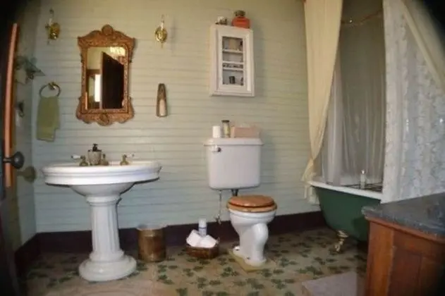 Elite Oda, 1 Büyük (Queen) Boy Yatak, Özel Banyo, Bahçe Manzaralı