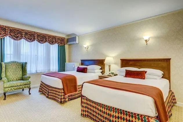 Deluxe Tek Büyük Yataklı Oda, 2 Çift Kişilik Yatak