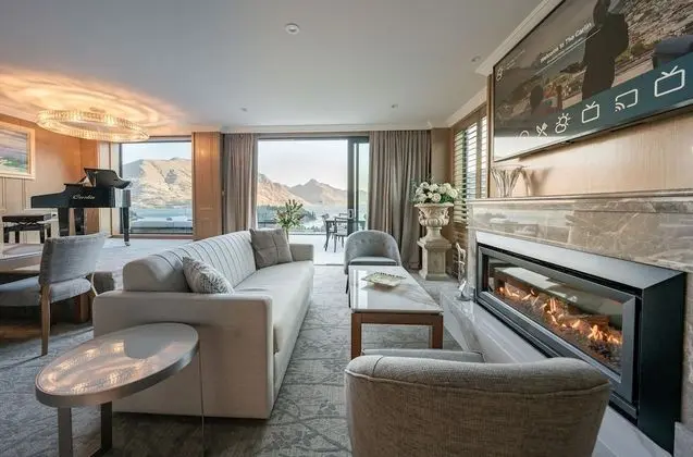Presidential Suite