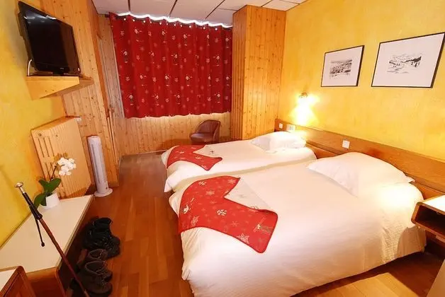 Standard Tek Büyük veya İki Ayrı Yataklı Oda