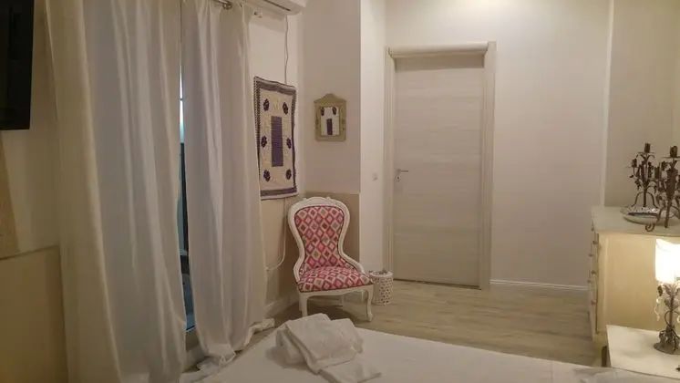 Tek Büyük Yataklı Oda (White)