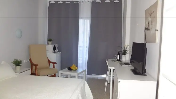 Tek Büyük veya İki Ayrı Yataklı Oda, Teras