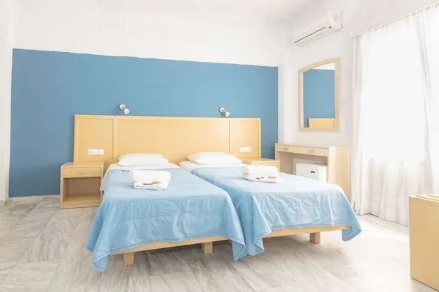 Standard Üç Kişilik Oda, Balkon