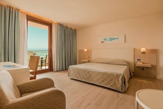 Superior Room with balcony - Sea View