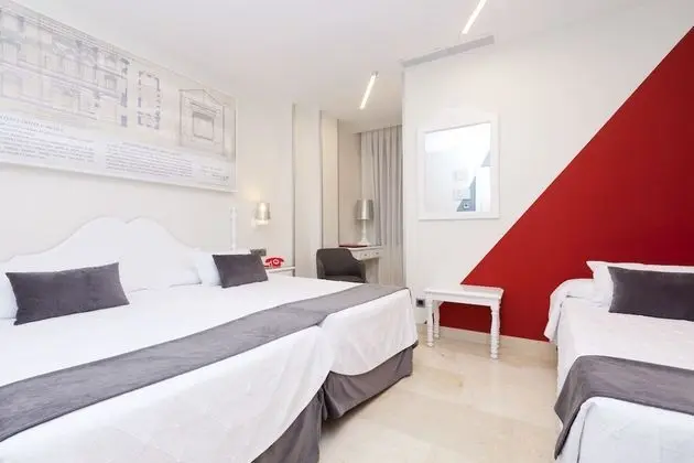 Standard Üç Kişilik Oda