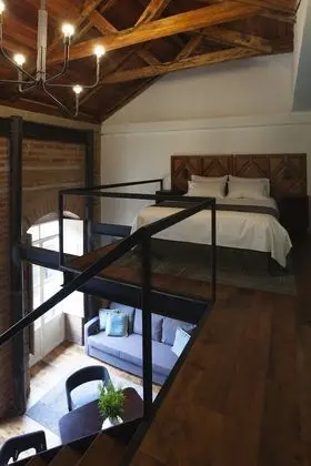 Classic Çatı Katı (Loft)