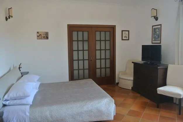 Deluxe Dört Kişilik Oda, 1 Yatak Odası, Havuz Kullanımı, Bahçe Manzaralı