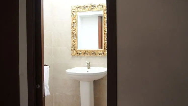 Deluxe Dört Kişilik Oda, 1 Yatak Odası, Havuz Kullanımı, Bahçe Manzaralı