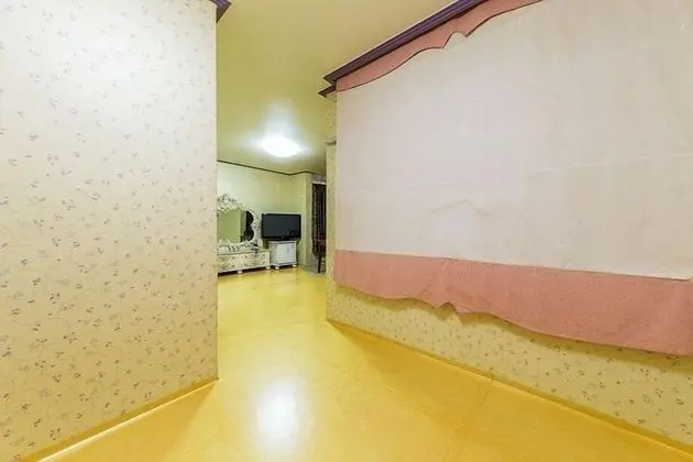 Family Oda (Traditional Ondol Room)