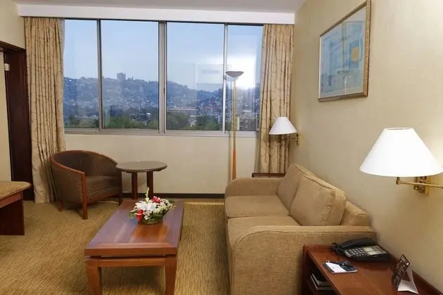 Royal Süit, Göl Manzaralı (Residential)