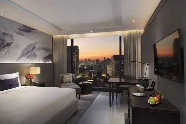 Carlton Club Room