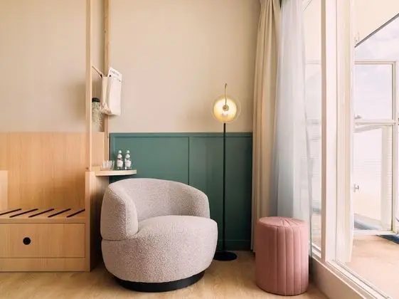 Design Tek Büyük Yataklı Oda, 1 En Büyük (King) Boy Yatak, Deniz Manzaralı