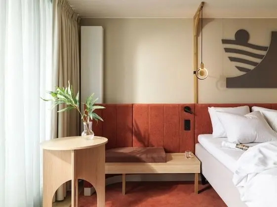 Design Tek Büyük Yataklı Oda, 1 En Büyük (King) Boy Yatak, Kısmi Deniz Manzarası