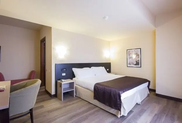 Classic Tek Büyük veya İki Ayrı Yataklı Oda