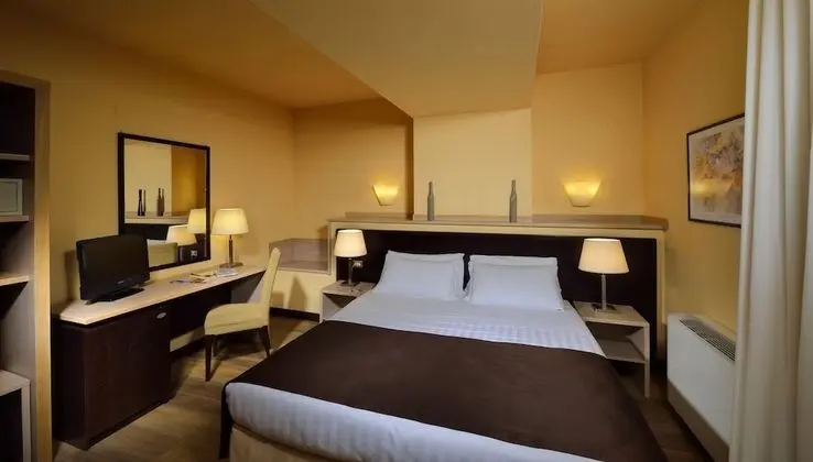 Classic Tek Büyük veya İki Ayrı Yataklı Oda