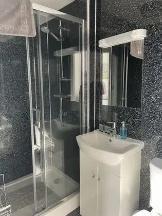 Tek Büyük Yataklı Oda, Bahçe Manzaralı (Room 4)
