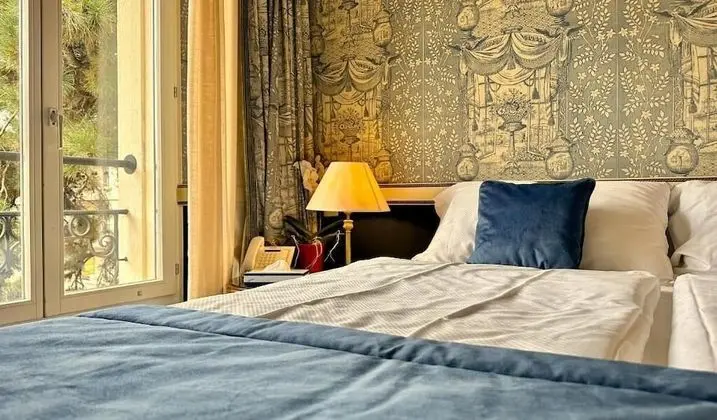 Standard Oda, 1 Büyük (Queen) Boy Yatak