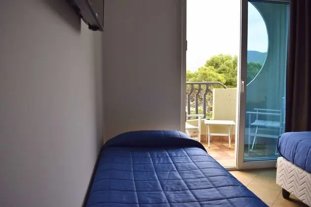 Standard Üç Kişilik Oda