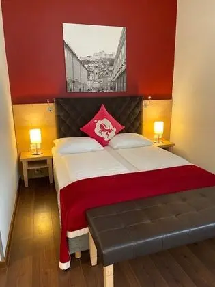 Büyük Yataklı Tek Kişilik Oda, 1 Tek Kişilik Yatak