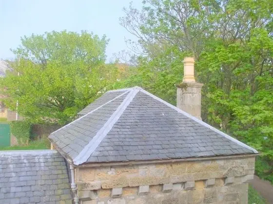 İki Ayrı Yataklı Oda, Ortak Banyo (Ainslie room)