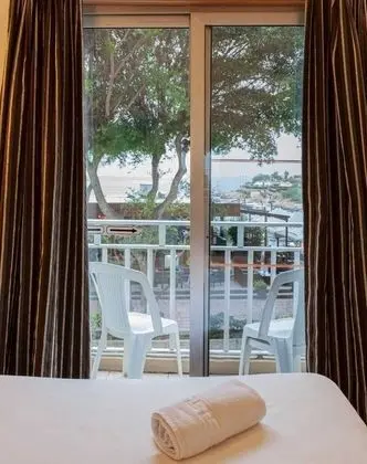 Tek Büyük veya İki Ayrı Yataklı Oda, 1 Çift Kişilik veya 2 Tek Kişilik Yatak, Sigara İçilmez