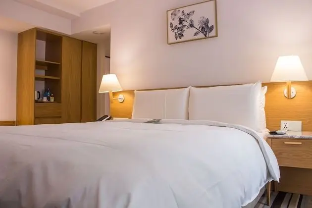 Deluxe Tek Büyük Yataklı Oda