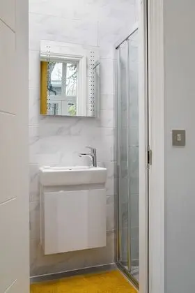 Basic Apart Daire, 3 Yatak Odası