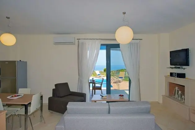 Villa, 2 Yatak Odası, Kişiye Özel Havuzlu, Deniz Manzaralı