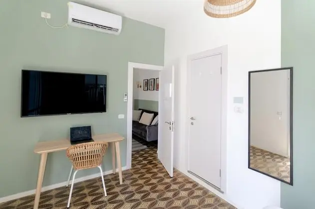 Carmel Beach House 1BR Suite w/ Roof 102