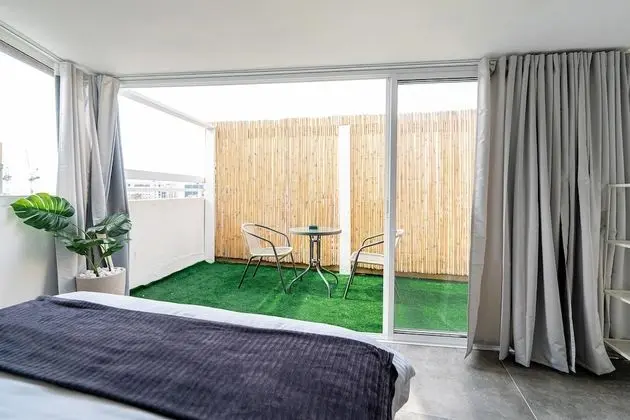 Carmel Beach House 2BR Suite w/ Roof 102\03