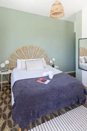 Carmel Beach House 2BR Suite w/ Roof 102\03