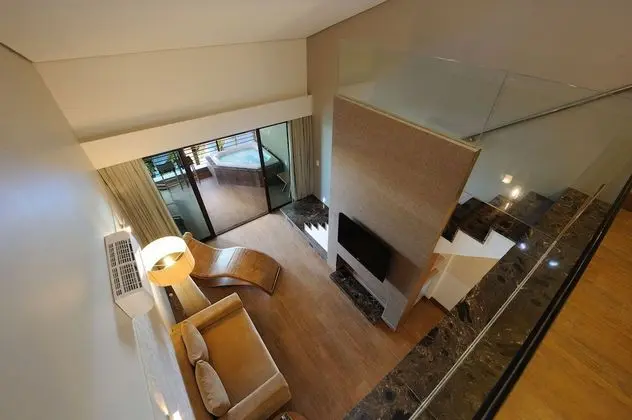 Çatı Katı (Loft), Sıcak Su Küveti